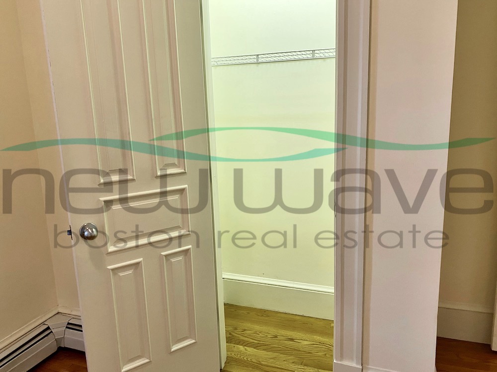 195 Commonwealth Ave, Back Bay