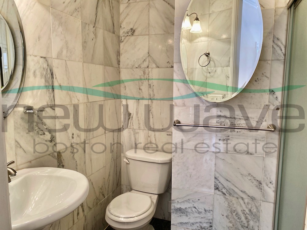 254 Newbury St, Back Bay