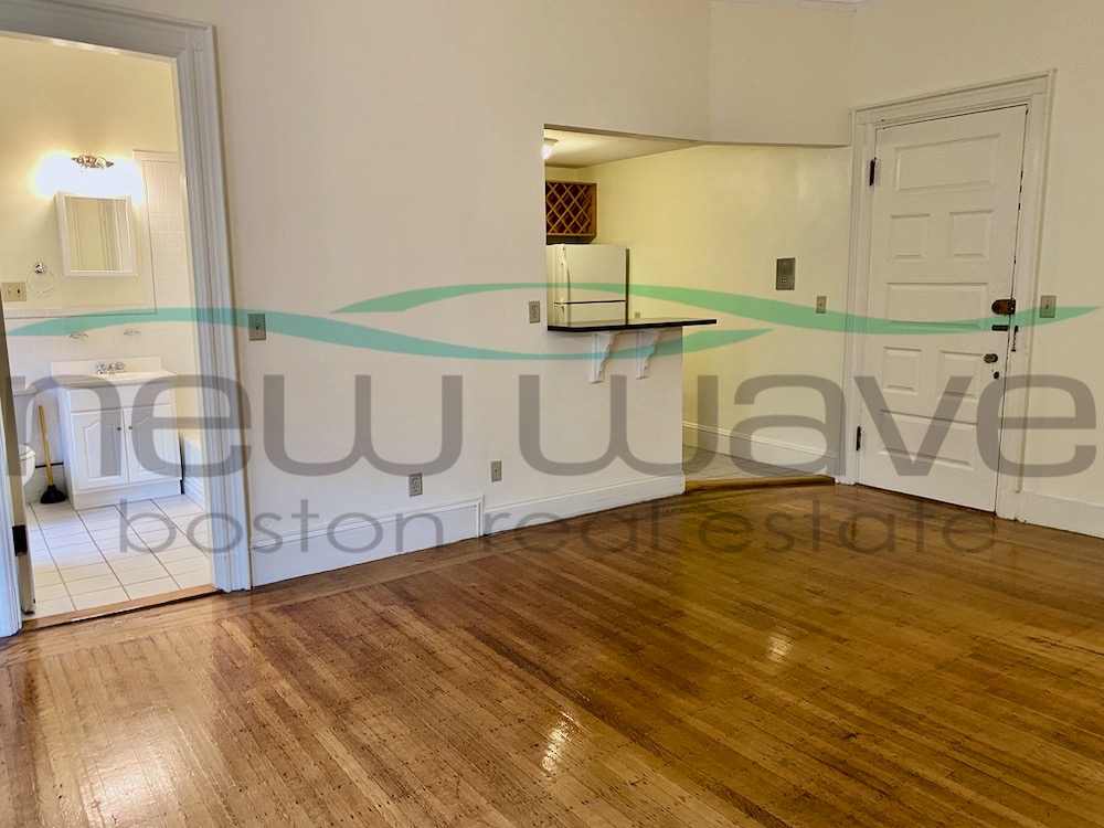 379 Commonwealth Ave, Back Bay