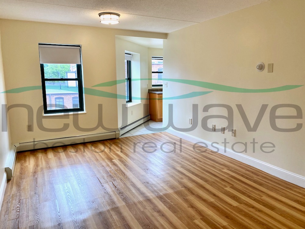 400 Massachusetts Ave, South End