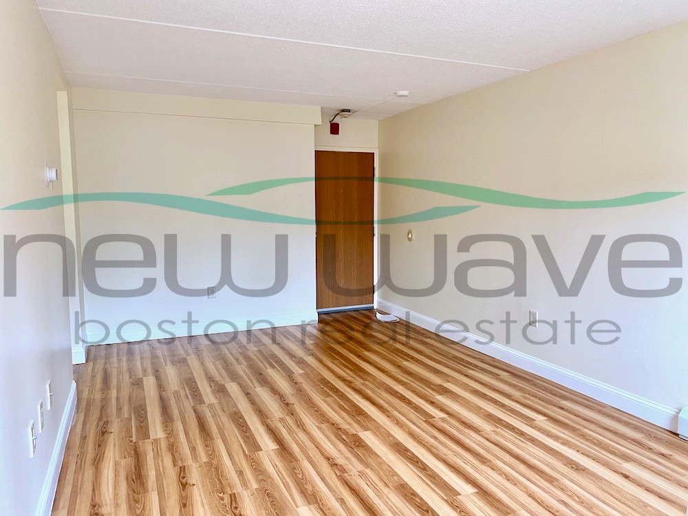 400 Massachusetts Ave, South End