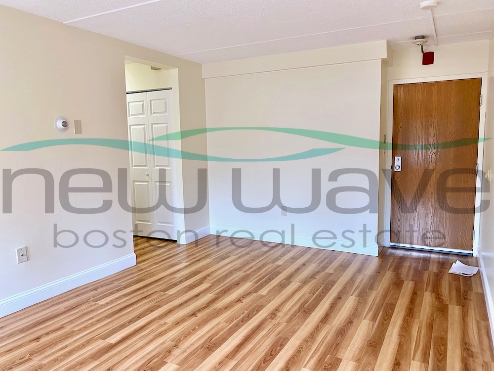 400 Massachusetts Ave, South End