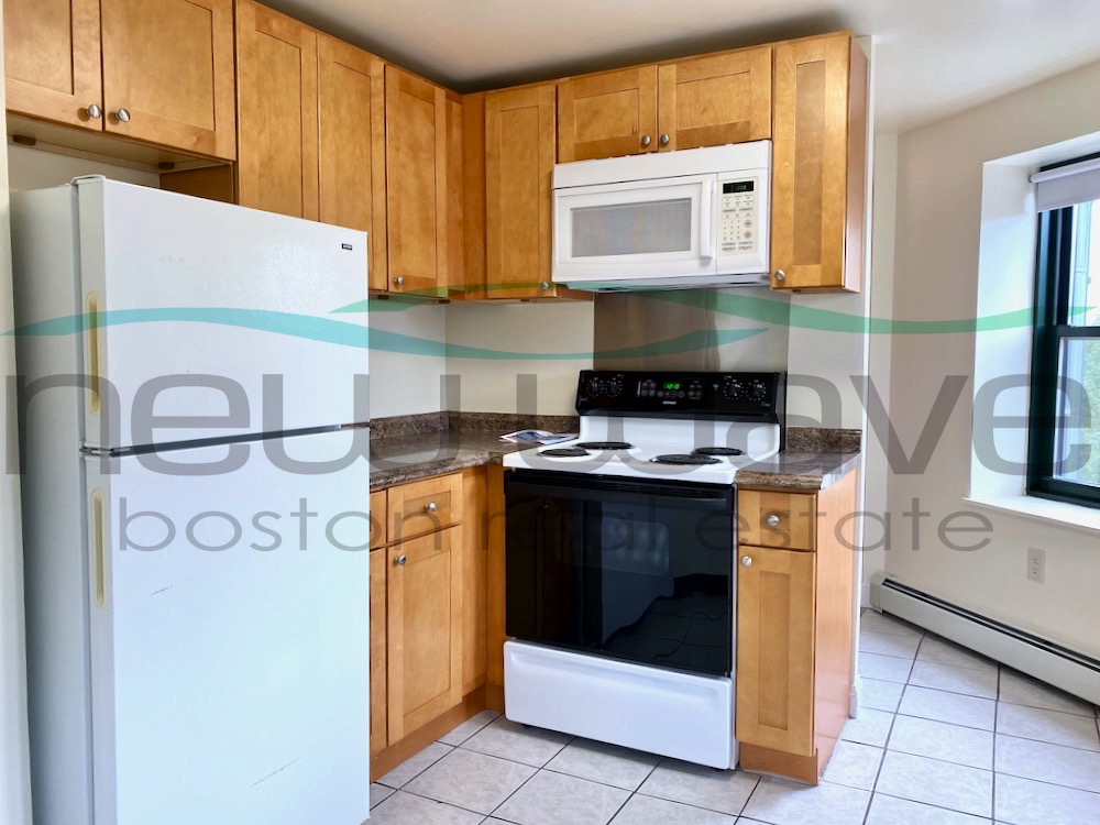 400 Massachusetts Ave, South End