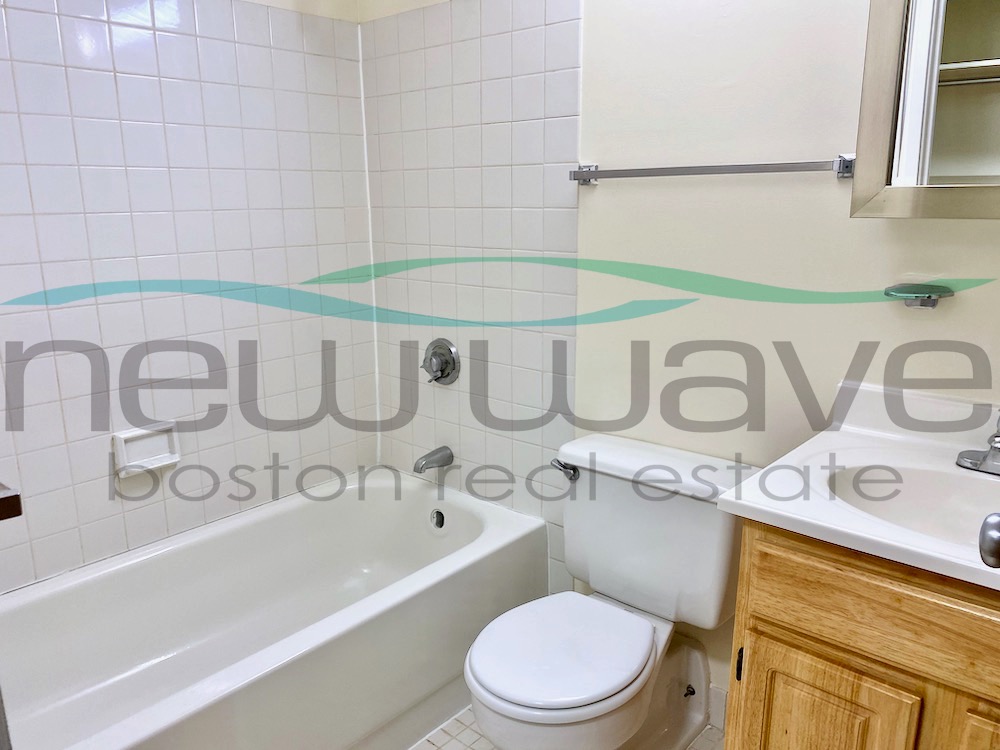 400 Massachusetts Ave, South End