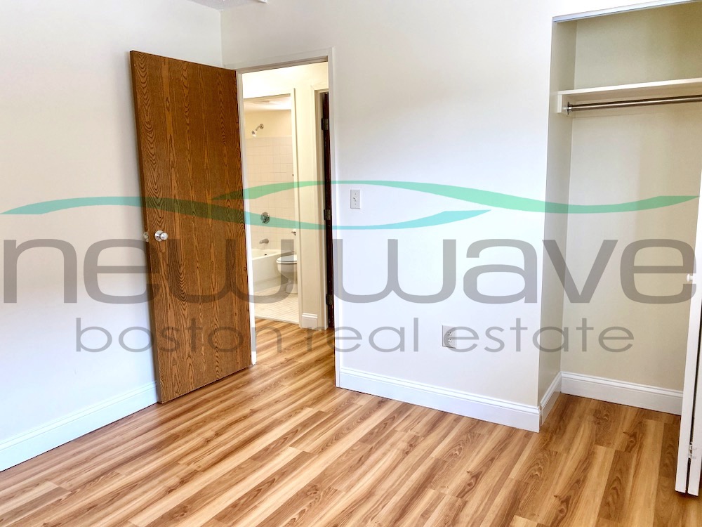 400 Massachusetts Ave, South End