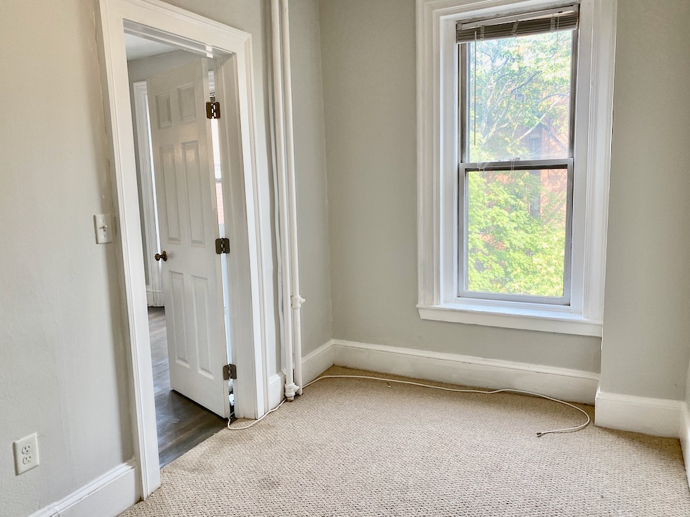 225 Newbury St, Back Bay