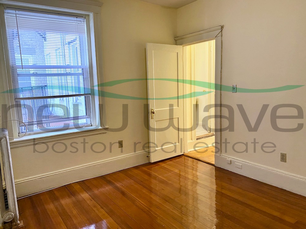 1171 Boylston St, Fenway