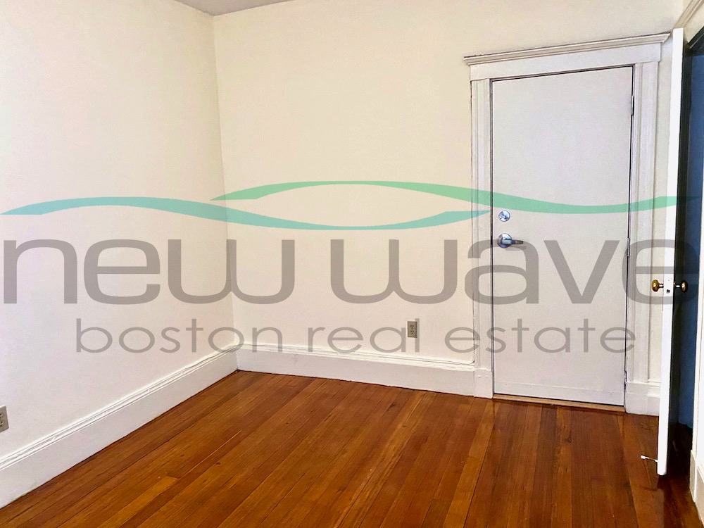 1171 Boylston St, Fenway