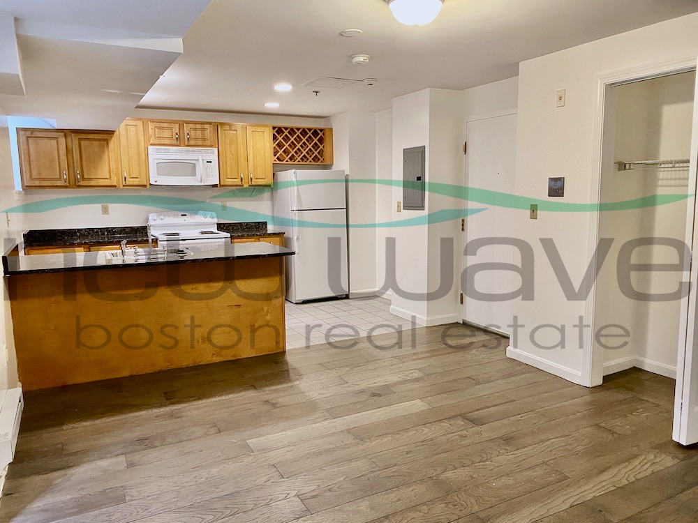 55 Queensberry St, Fenway