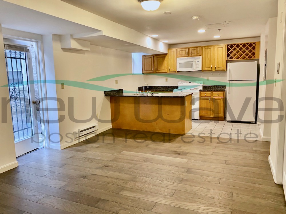 55 Queensberry St, Fenway