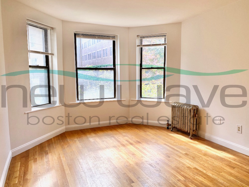 11 Peterborough St, Fenway