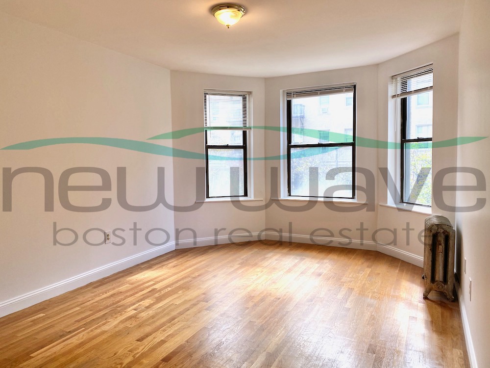 11 Peterborough St, Fenway