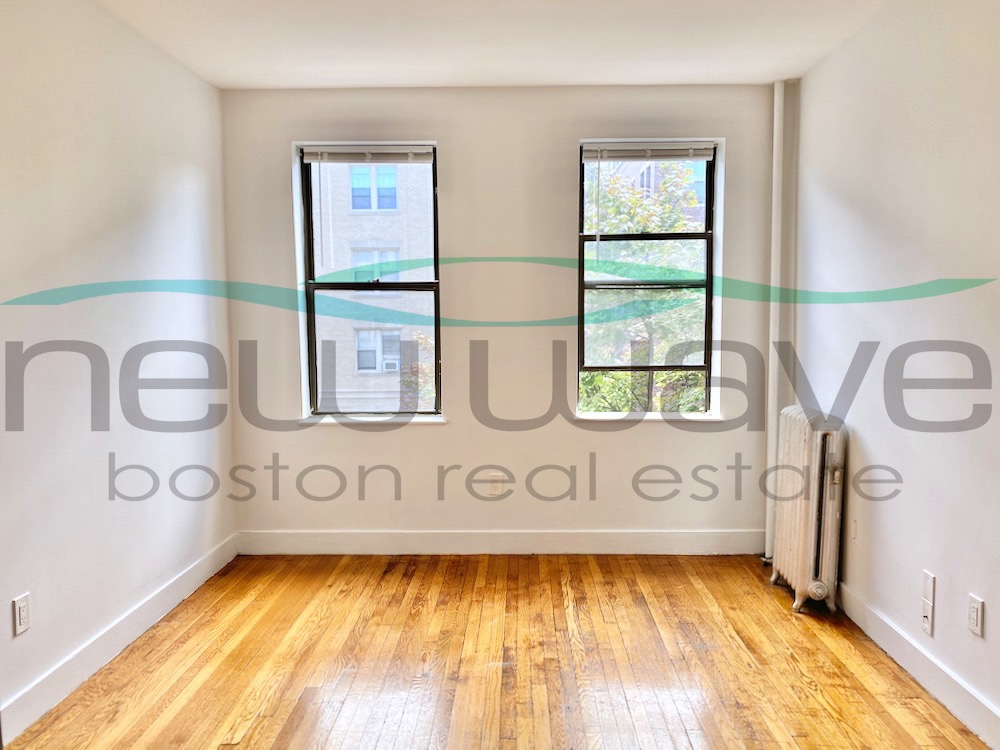 11 Peterborough St, Fenway