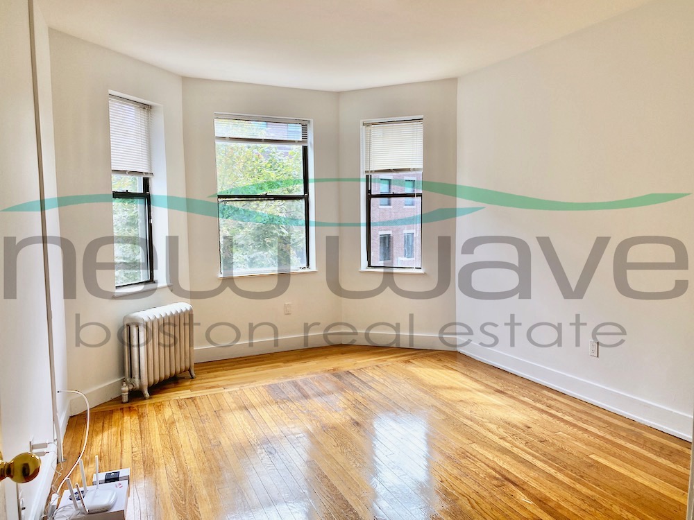 11 Peterborough St, Fenway