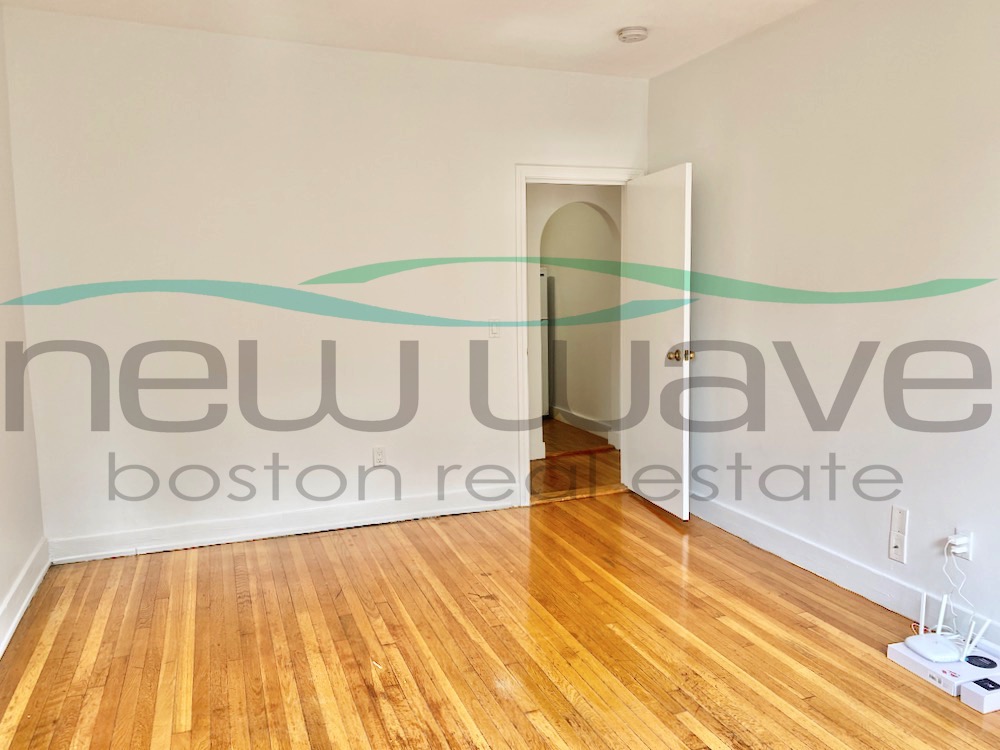 11 Peterborough St, Fenway