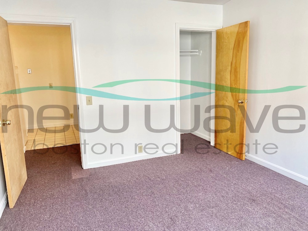 19 Peterborough St, Fenway