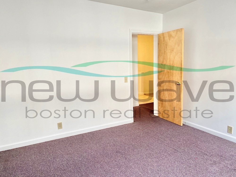 19 Peterborough St, Fenway