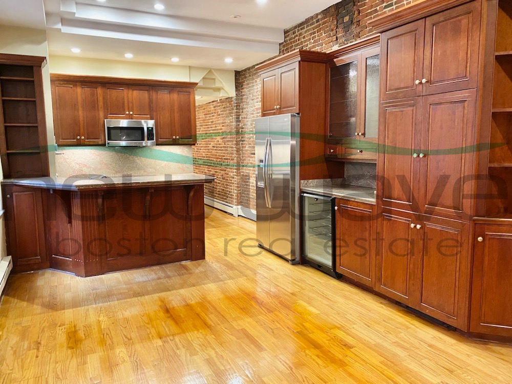 24 Hancock St, Beacon Hill