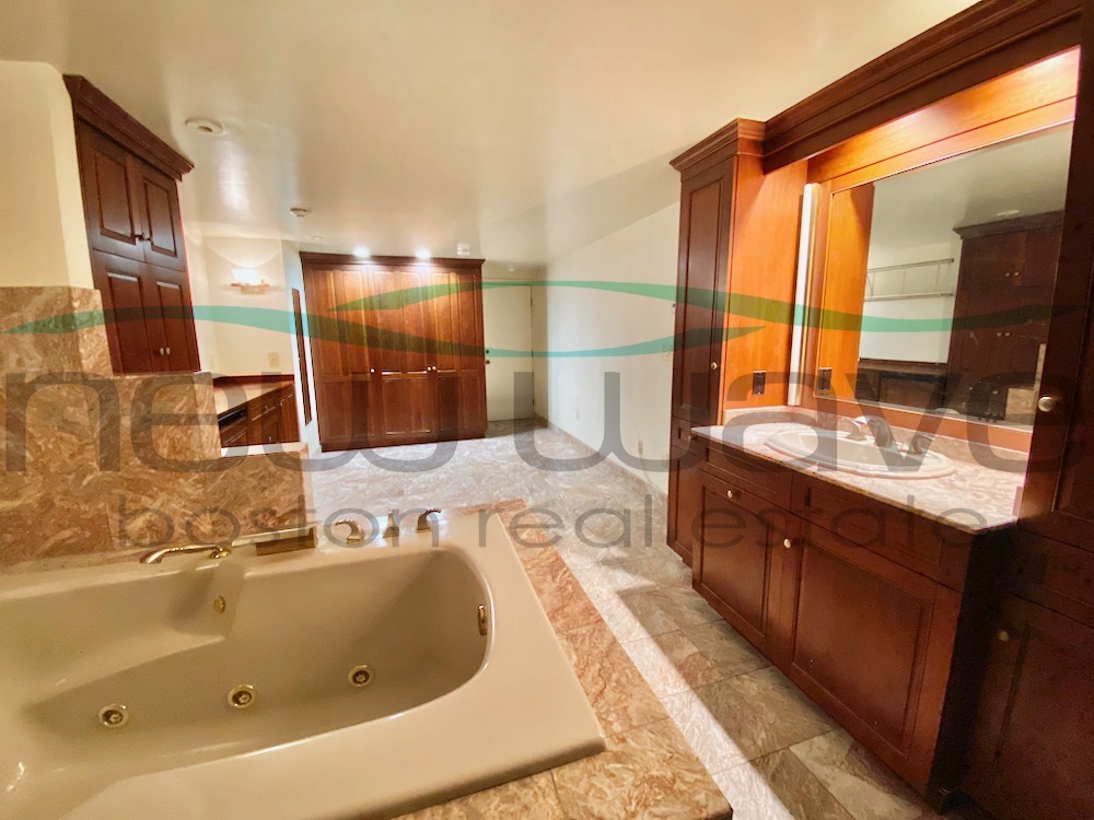 24 Hancock St, Beacon Hill