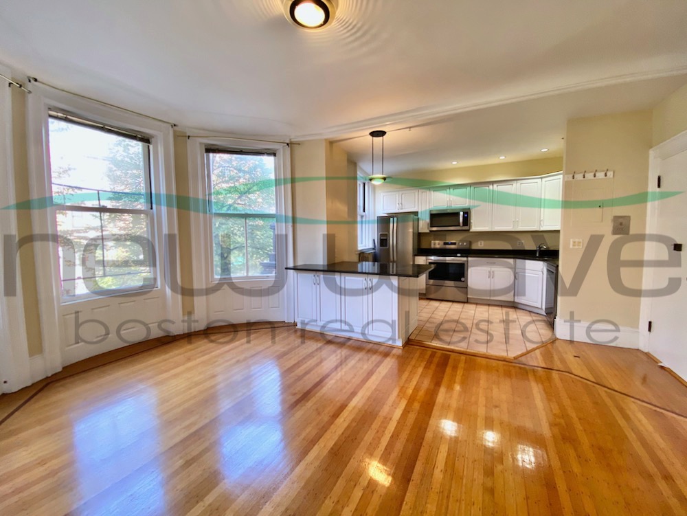 259 Beacon St, Back Bay