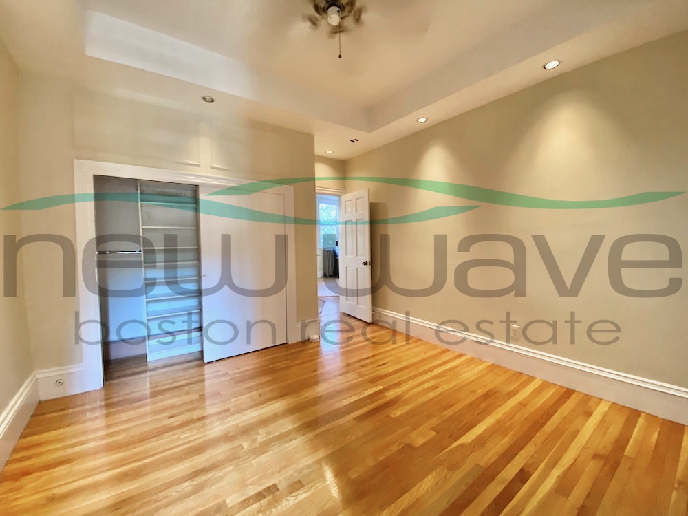 259 Beacon St, Back Bay