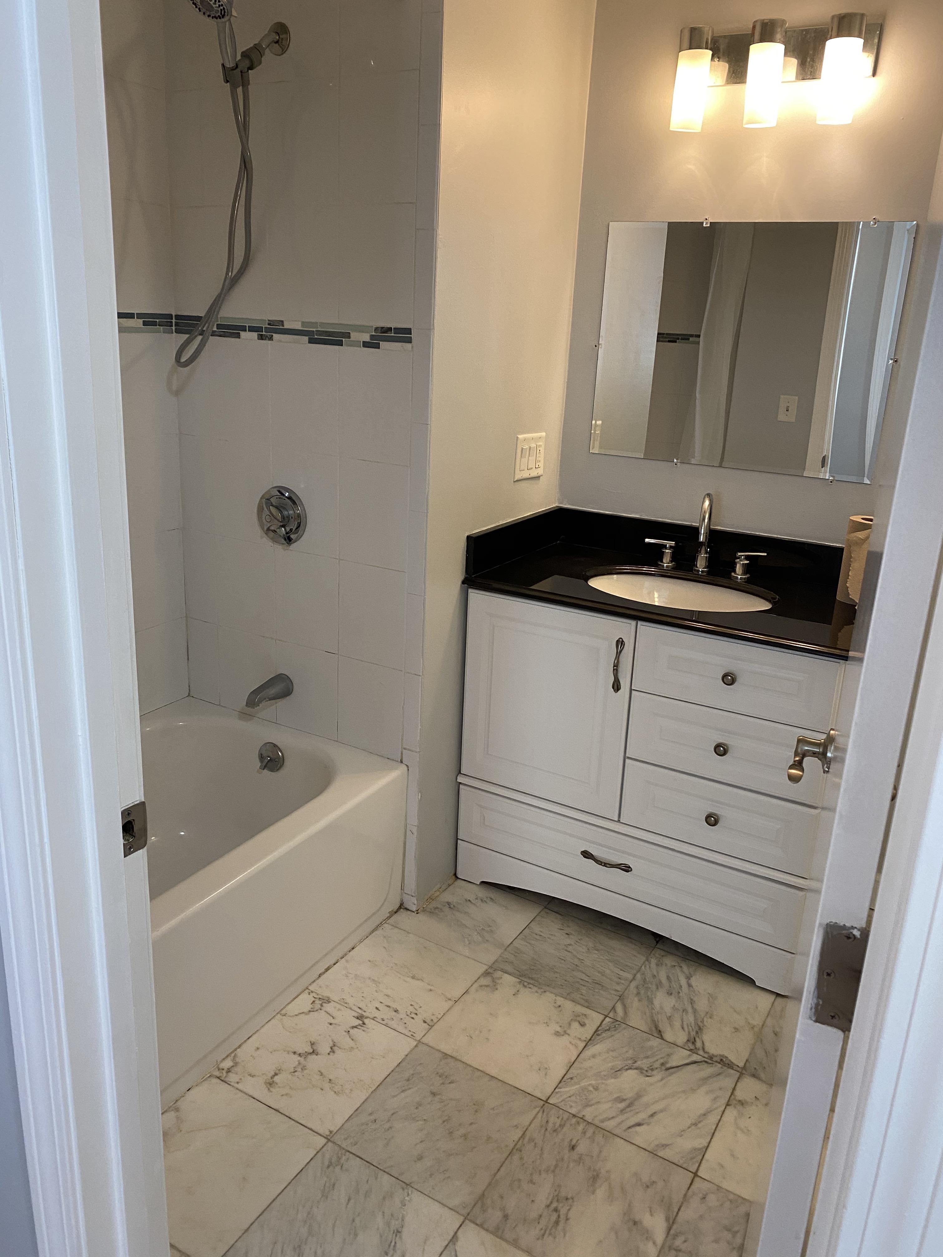 3 bed, 1 bath apartment for rent at 202 Third St Unit 1, Kendall Square — photo 18 of 20
