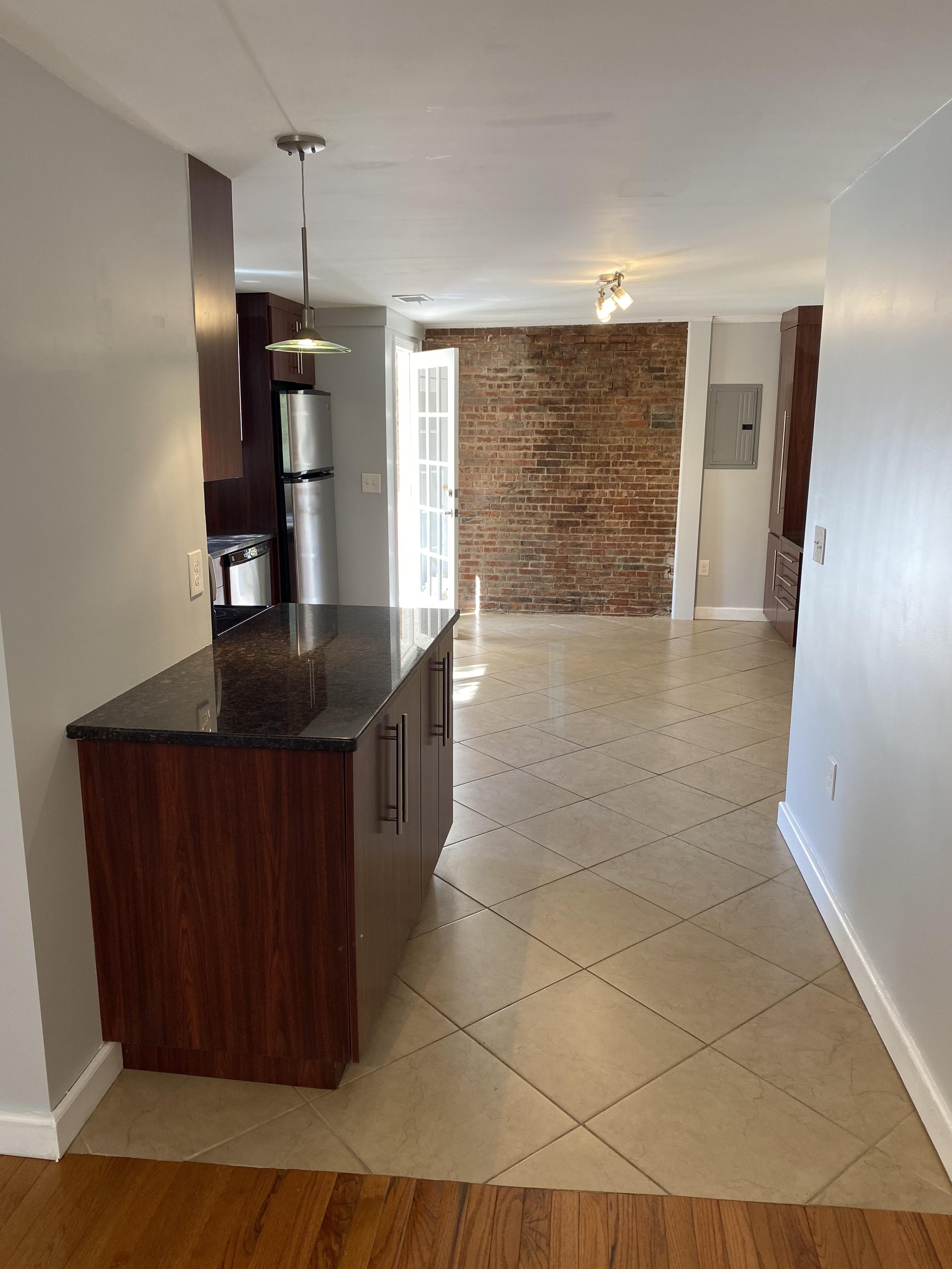 3 bed, 1 bath apartment for rent at 202 Third St Unit 1, Kendall Square — photo 2 of 20