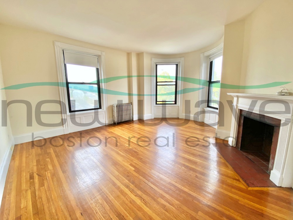 504 Beacon St, Back Bay