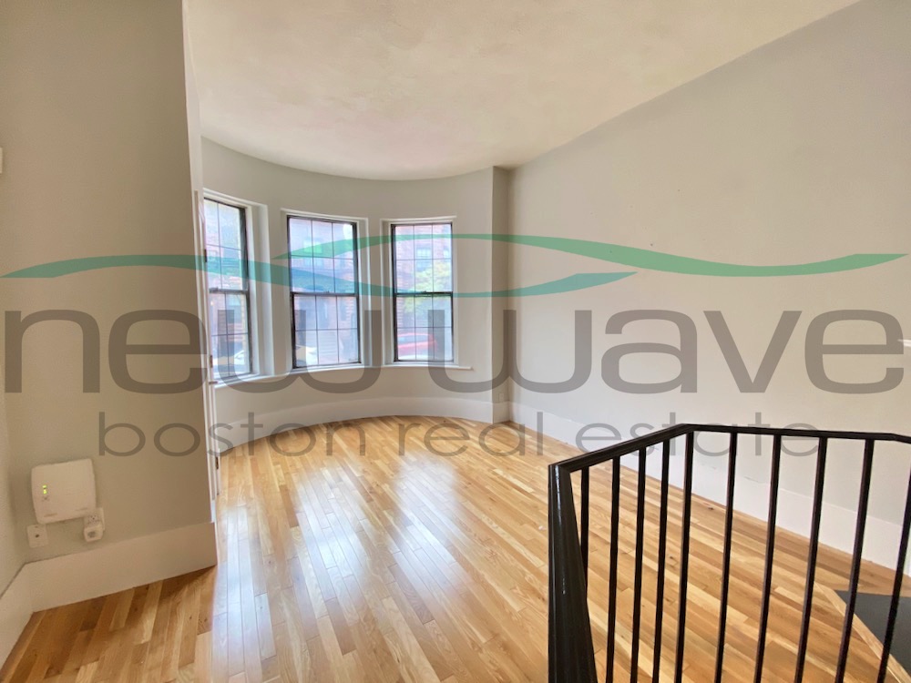 181 Saint Botolph, South End