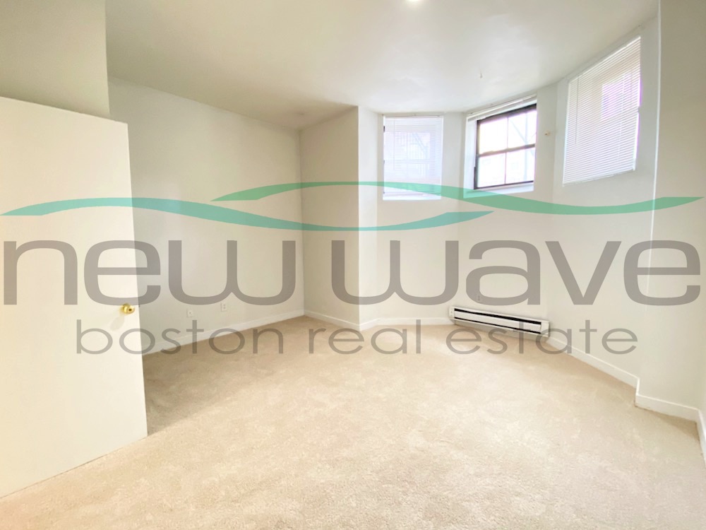 548 Columbus Ave, South End