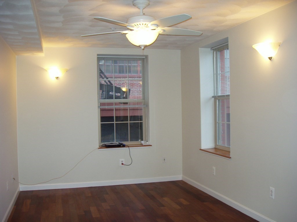 2 bed, 1 bath apartment for rent at 59 Hull St Unit 1, North End — photo 4 of 13