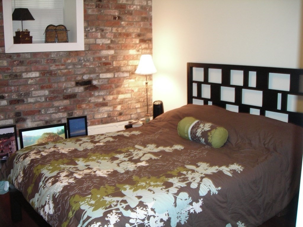 2 bed, 1 bath apartment for rent at 59 Hull St Unit 1, North End — photo 6 of 13
