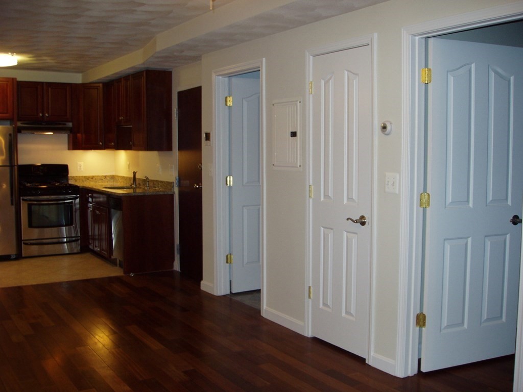 2 bed, 1 bath apartment for rent at 59 Hull St Unit 1, North End — photo 10 of 13