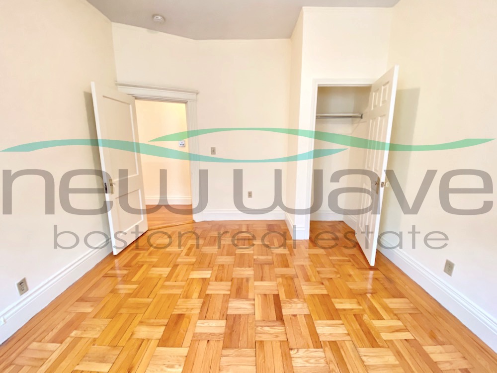 1 bed, 1 bath apartment for rent at 26 Queensberry St Unit 2, Fenway — photo 9 of 9