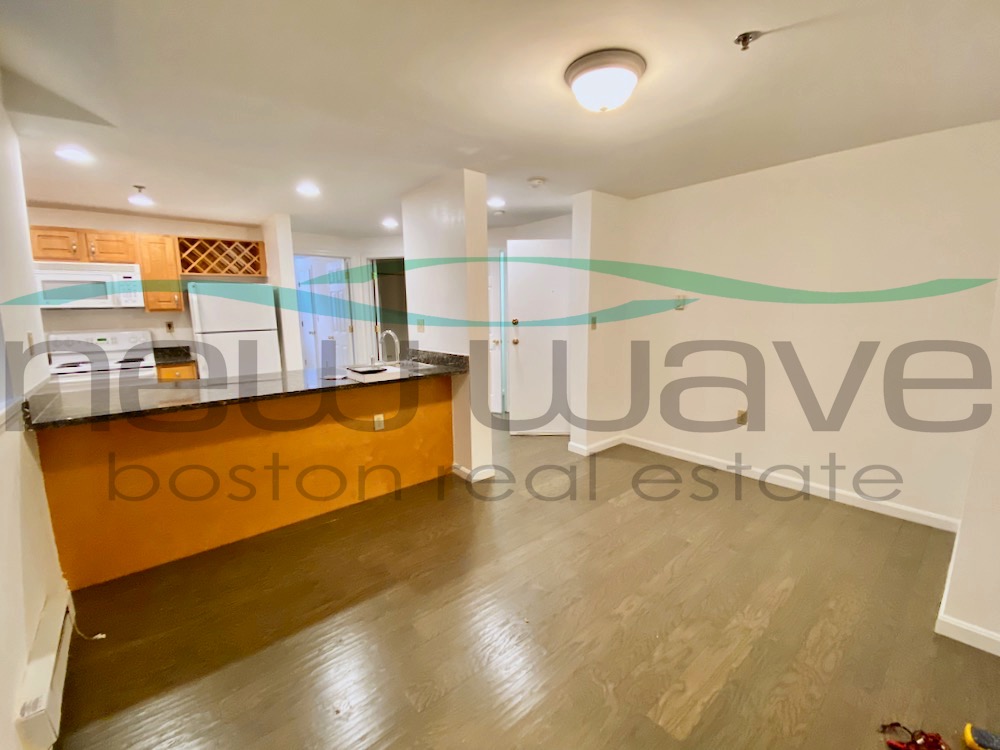 24 Queensberry St, Fenway