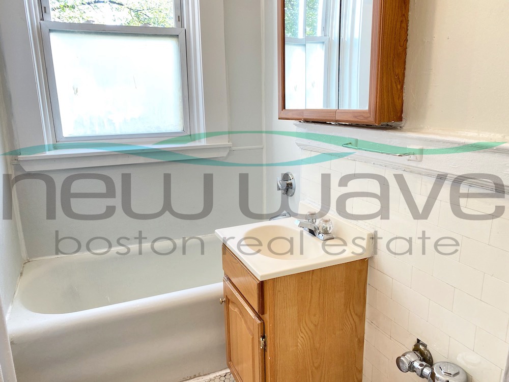 1167 Boylston St, Fenway