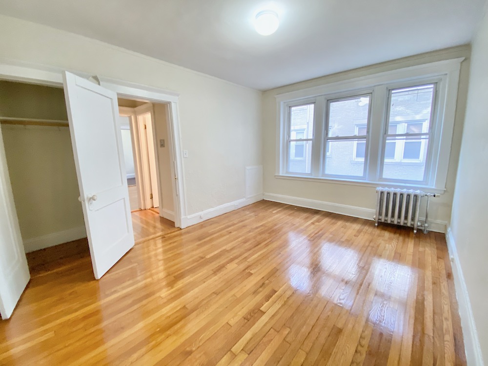 1171 Boylston St, Fenway