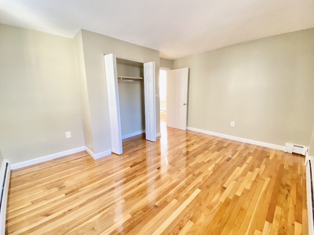 12 Albemarle Ct, Back Bay