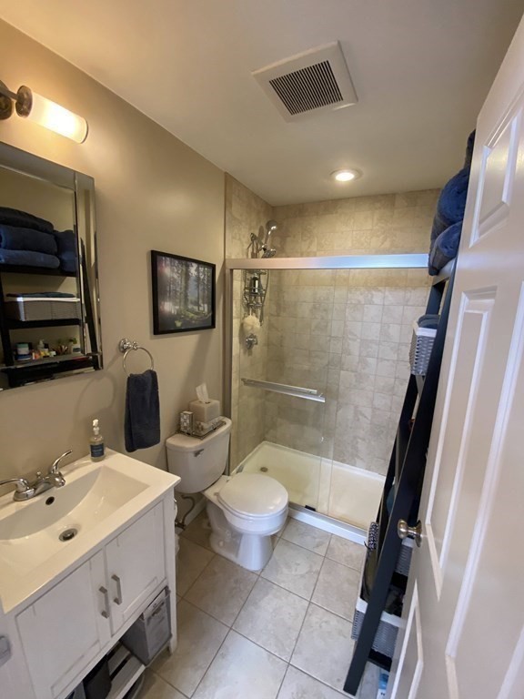 2 bed, 1 bath apartment for rent at 105 East Brookline St Unit 4, South End — photo 9 of 10