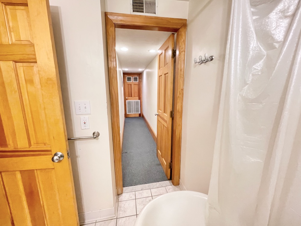 9 Winchester St, Back Bay