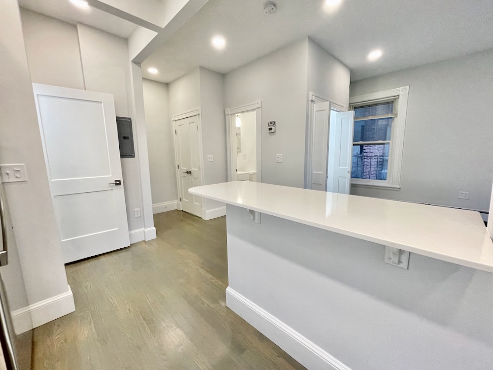 51 Massachusetts Ave, Back Bay