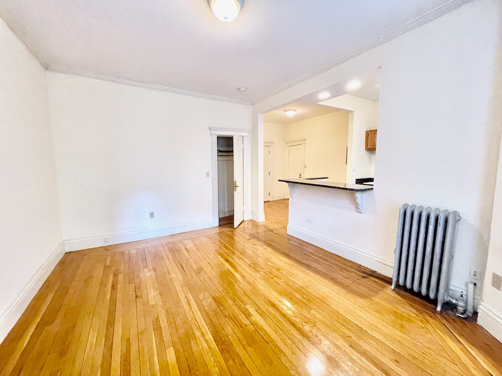 112 Jersey St, Fenway