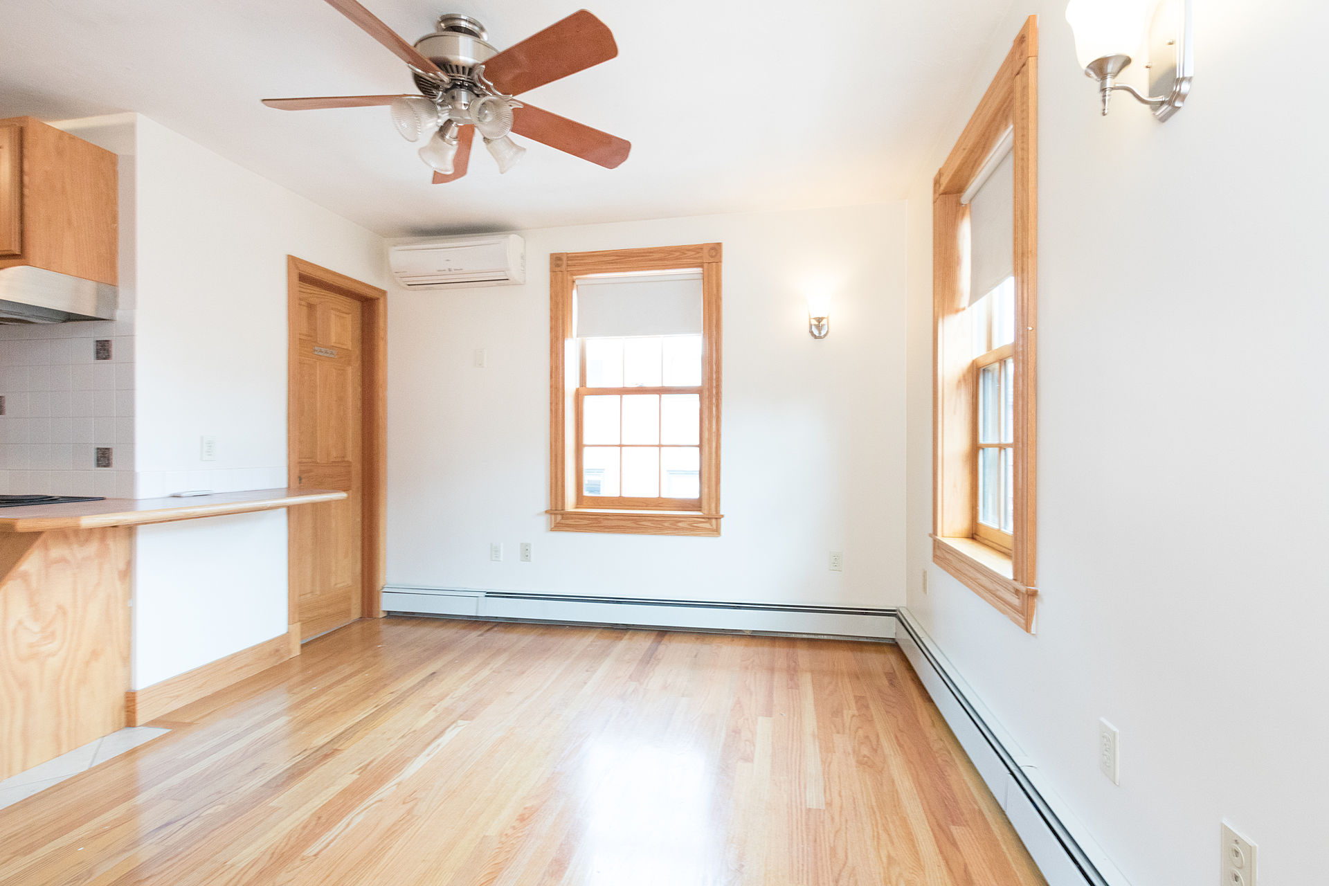 1 bed, 1 bath apartment for rent at 61 Anderson St Unit 3, Beacon Hill — photo 3 of 8