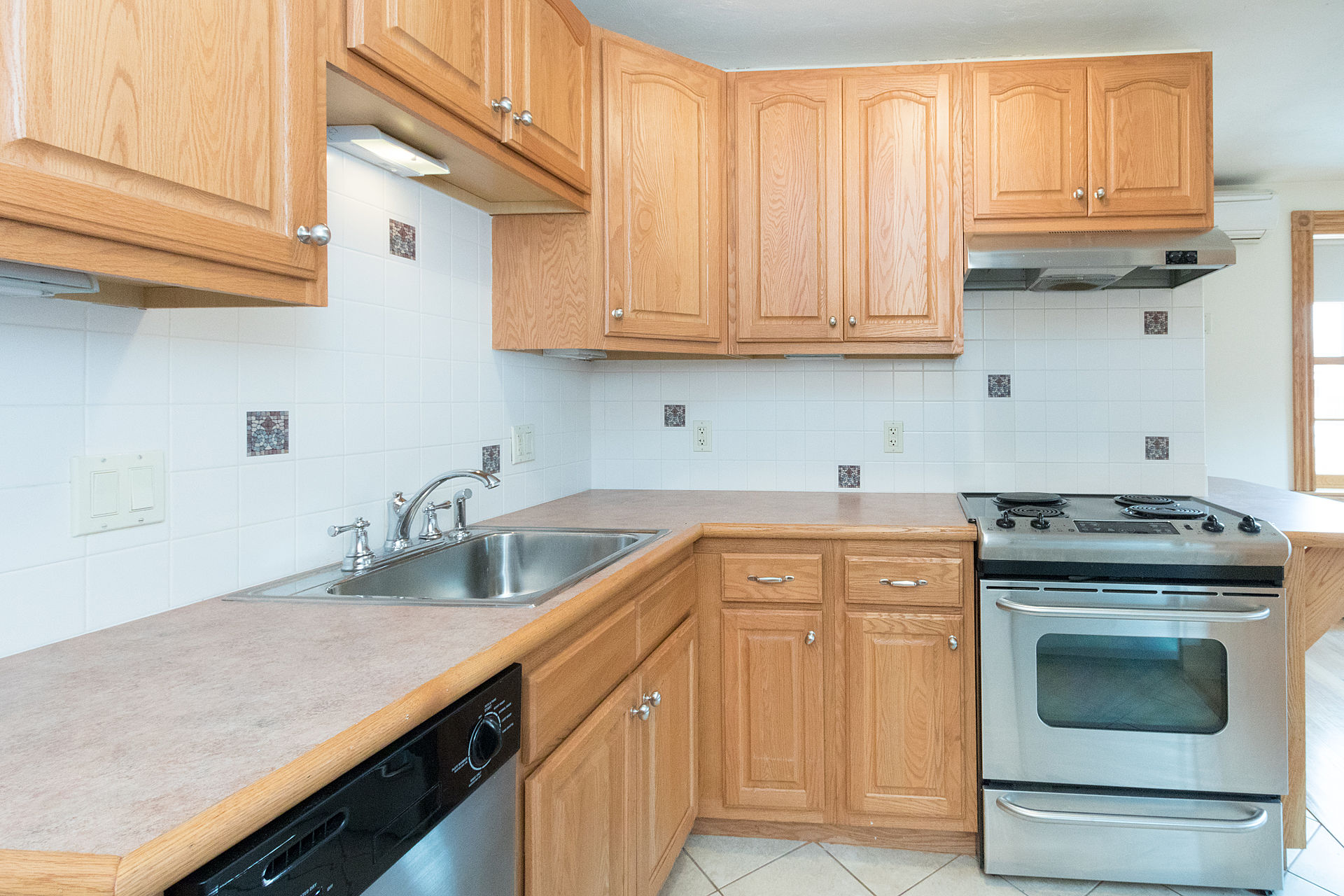 1 bed, 1 bath apartment for rent at 61 Anderson St Unit 3, Beacon Hill — photo 5 of 8