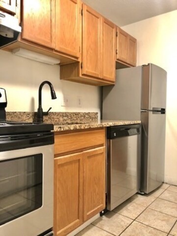 10 Albemarle Ct, Back Bay