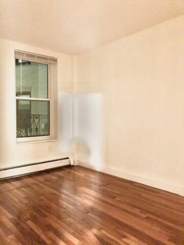 10 Albemarle Ct, Back Bay