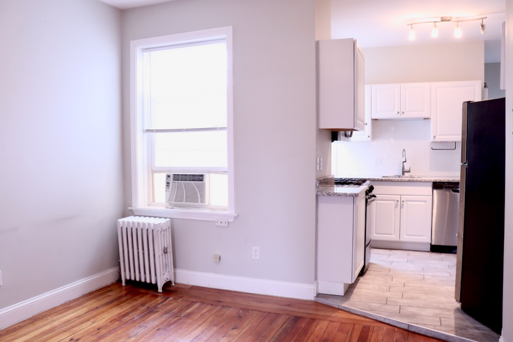 2 bed, 1 bath apartment for rent at 36 Anderson St Unit 7, Beacon Hill — photo 2 of 22