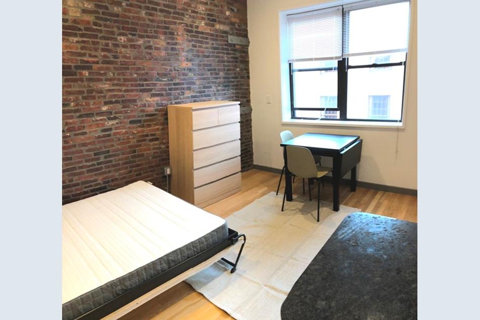 144 Bowdoin St, Beacon Hill