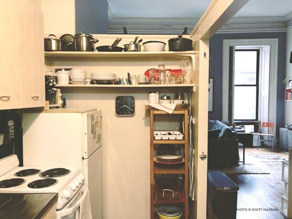 Studio bed, 1 bath apartment for rent at 18 Commonwealth Ave Unit 5, Back Bay — photo 3 of 11
