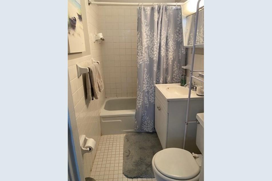 Studio bed, 1 bath apartment for rent at 509 Beacon St Unit 3, Fenway — photo 7 of 7